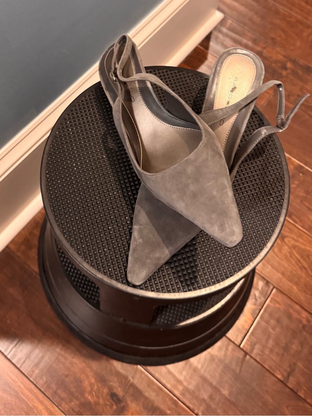 Bandolino Gray Pointed Toe Slingback Mules